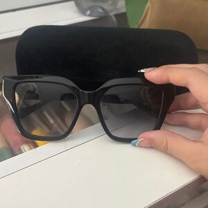 Gucci sunglasses
